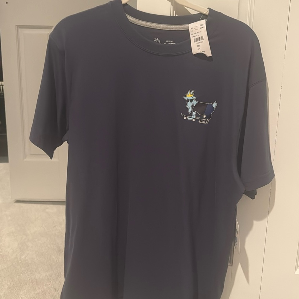 New with the men Goat 🐐 t shirt, and blue